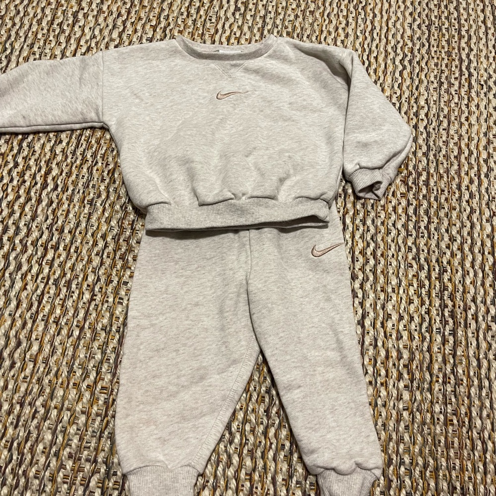 Nike Kids Light Gray Sweatshirt and Joggers Set